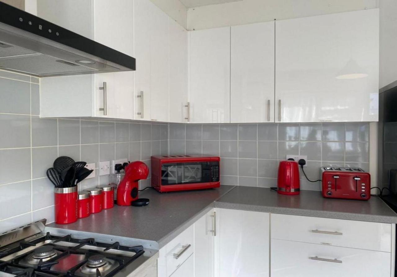 Stunning Four Bedroom House Close To Excel, O2 & Central London With Free Parking Eksteriør billede