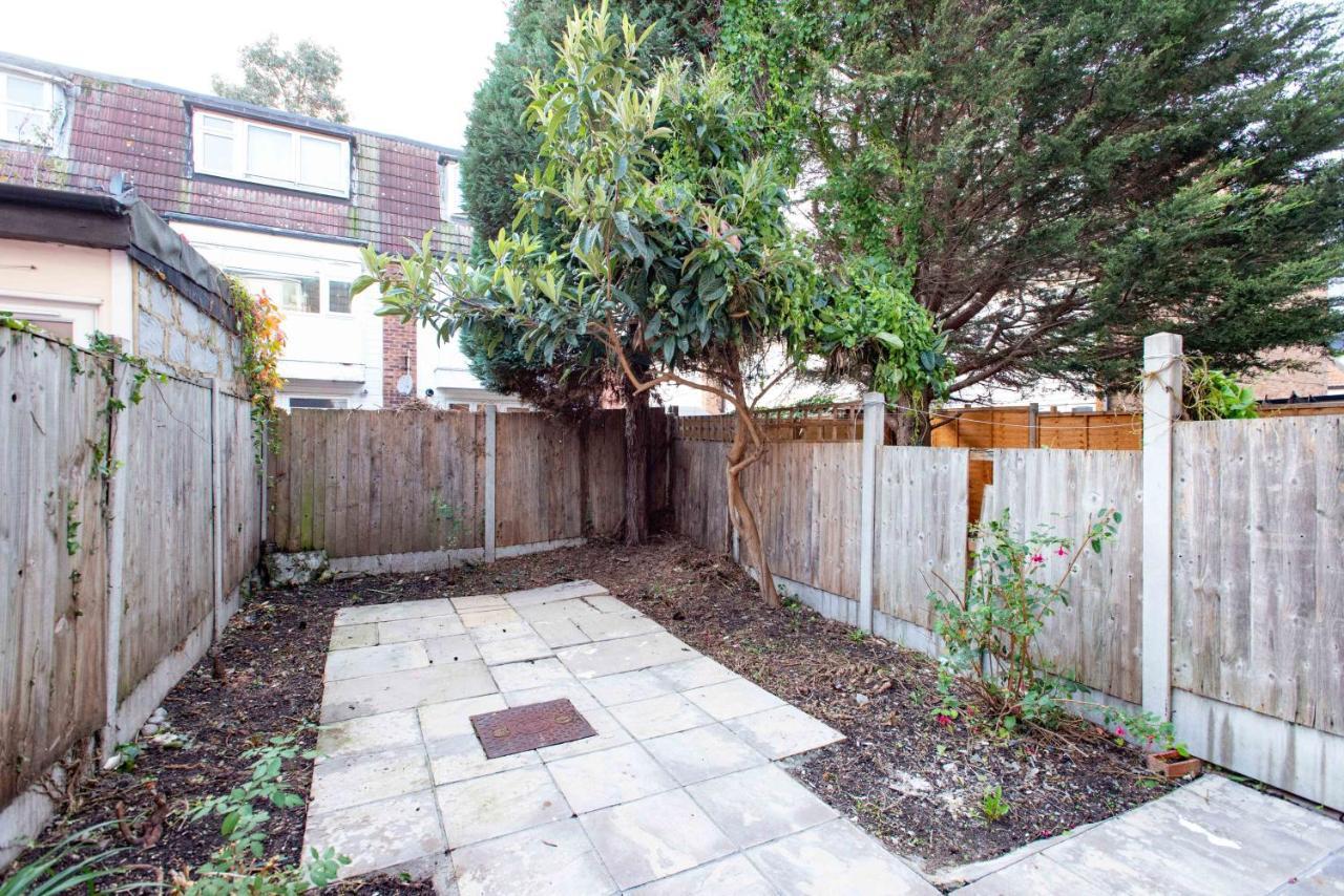 Stunning Four Bedroom House Close To Excel, O2 & Central London With Free Parking Eksteriør billede