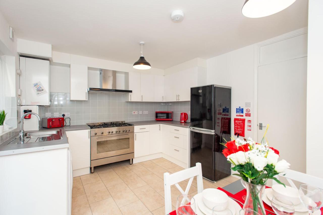 Stunning Four Bedroom House Close To Excel, O2 & Central London With Free Parking Eksteriør billede