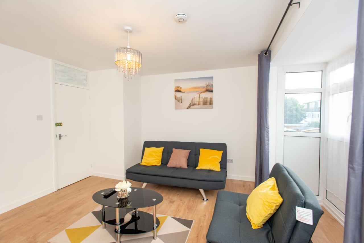 Stunning Four Bedroom House Close To Excel, O2 & Central London With Free Parking Eksteriør billede